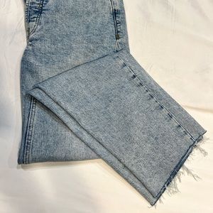 Old Navy, High rise straight jeans. Distressed at the bottom. Size 4